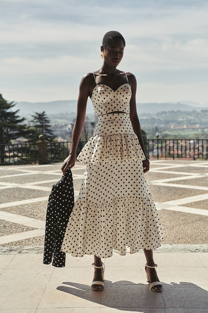 comprar falda larga con volantes en crepe de lunares blanco y negro para invitada a boda primavera verano feria de abril