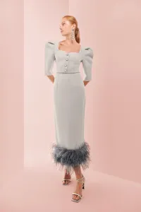 top corto gris escote corazon y botones joya