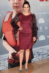 vestido corto moscu ante beige
