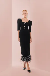 Falda recta midi de plumas en crepe negro plumas blanco y negro