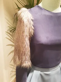 jersey ante beige manga larga con pelo