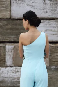 mono de fiesta azul de plumas