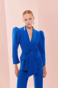 Chaqueta americana crepe azul klein manga abullonada