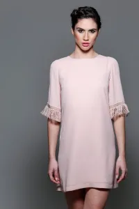 vestido corto de fiesta evase rosa palo flecos mangas para