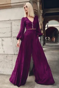 top morado con escote en pico boton joya y manga ablusonada