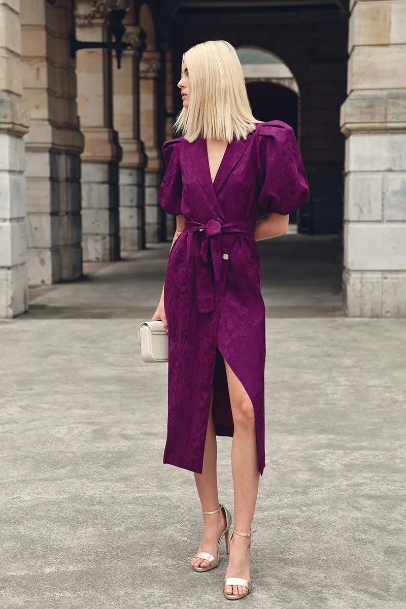 Vestido midi con mangas abullonadas rosa tornasolado y solapa negra