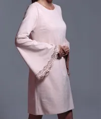 vestido rosa de ante