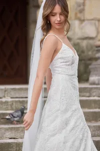 Vestido escote V estilo lencero tul bordado