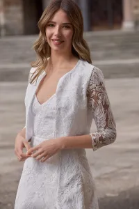 Vestido escote V estilo lencero tul bordado