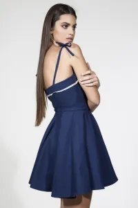 Vestido de vuelo marinero azul marino y blanco falda con volumen.