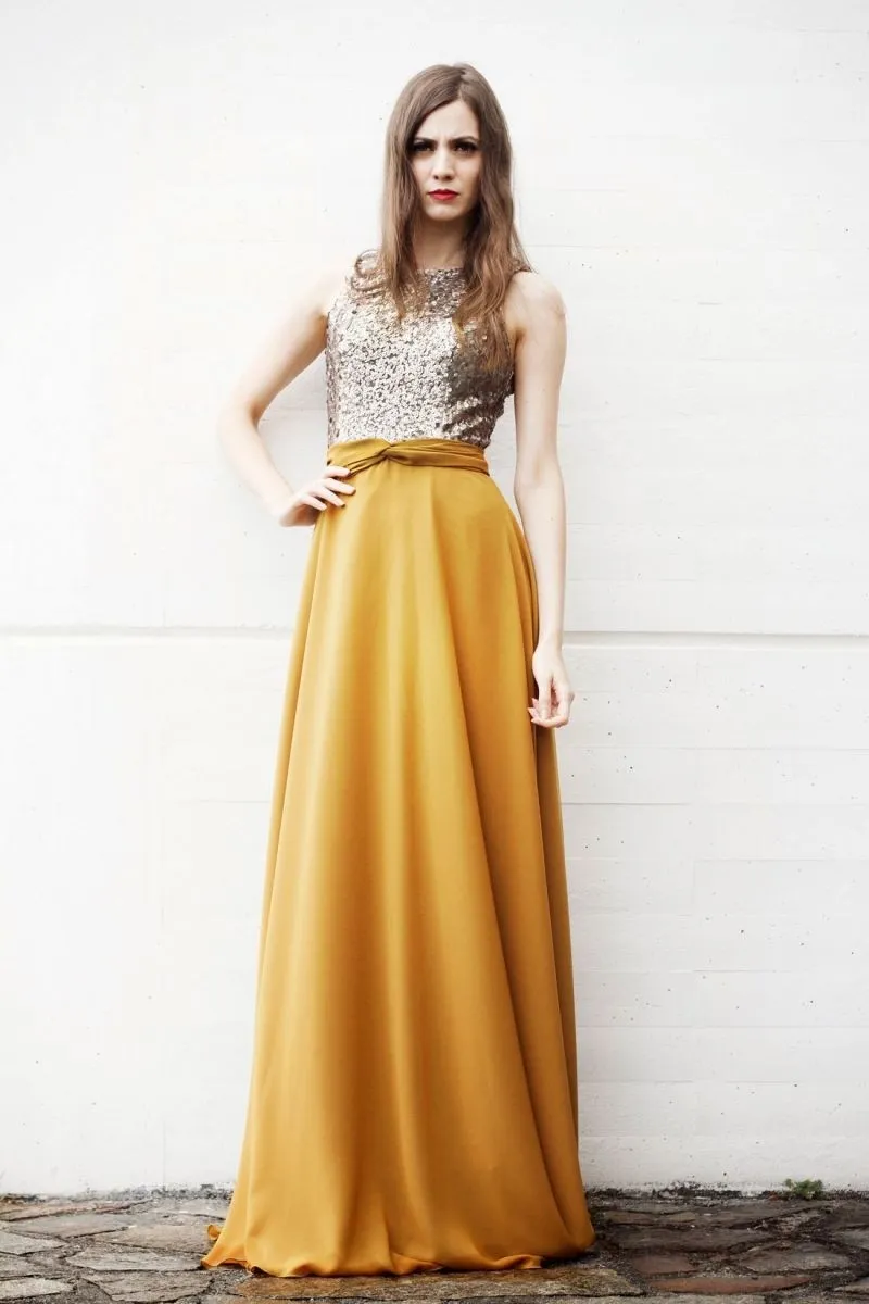 Vestido largo de fiesta dorado y mostaza de arimoka online