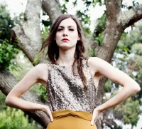 Vestido largo de fiesta dorado y mostaza de arimoka online