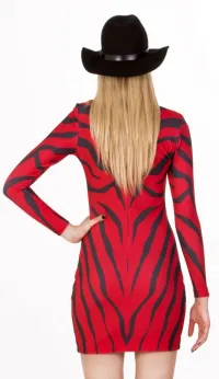 vestido de fiesta corto rojo con estampado cebra de felipe albernaz