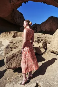 Top corto lino bordado etnico beige y naranja para invitada boda