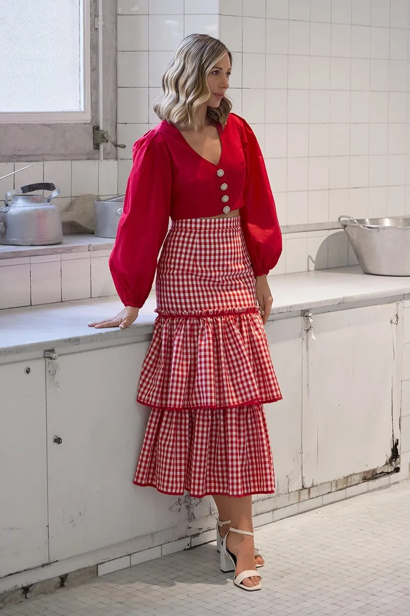Falda midi cuadro vichy volantes blanco y rojo