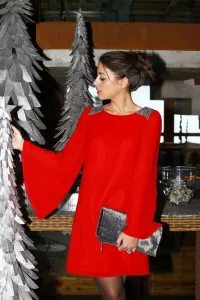 Vestido rojo nochevieja fiesta con lentejuelas y manga murcielago