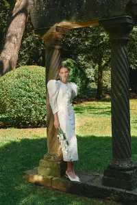 Vestido midi manga abullonada brocadoflores blanco