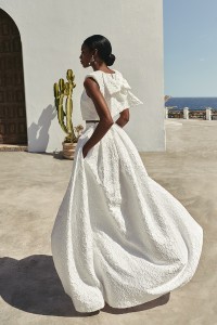 falda larga abullonada brocada blanca