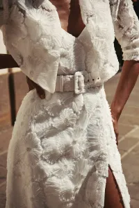 chaqueta corta tul flores blanca transparente