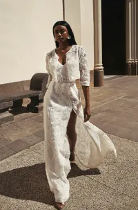 chaqueta corta tul flores blanca transparente