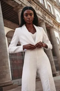 Chaqueta corta brocada blanca novia
