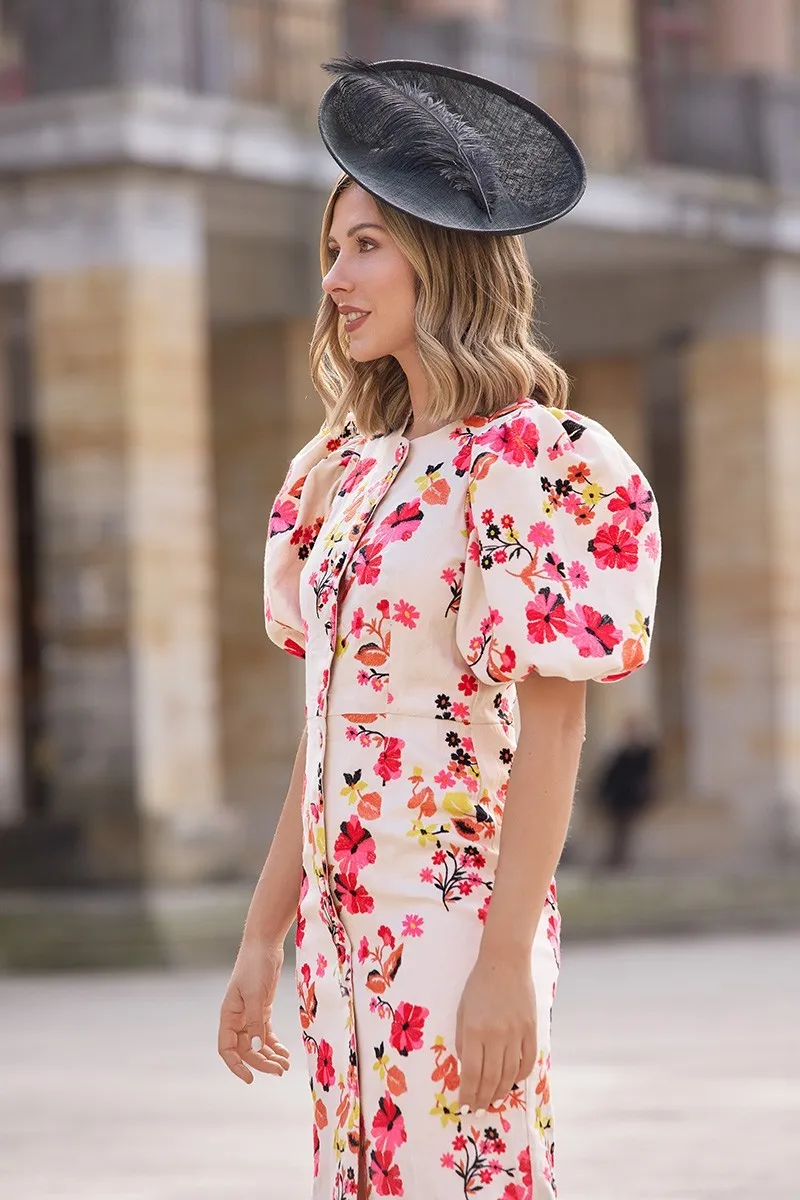 Vestido lino sostenible bordado flores manga globo para invitada