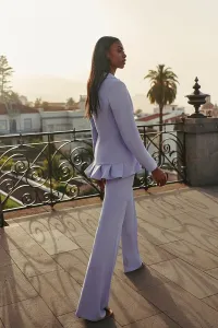 Chaqueta americana crepe azul lavanda volante