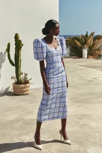 vestido midi de manga globo y escote corazon de lentejuelas