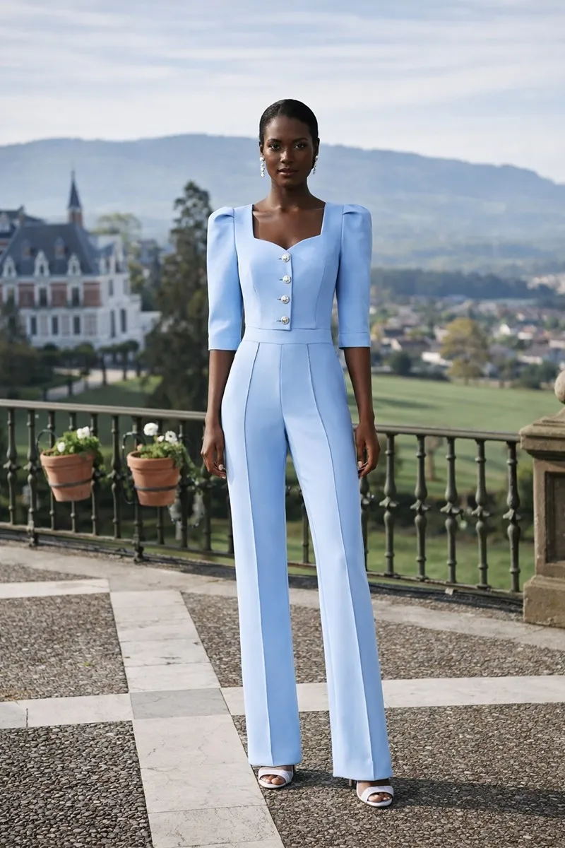 Conjunto de top joya y palazzo de crep azul