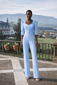 Conjunto de top joya y palazzo de crep azul
