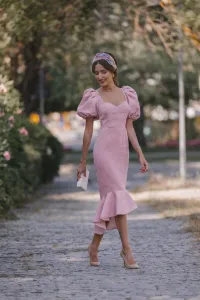Vestido de fiesta de plumetti rosa palo con mangas abullonadas y