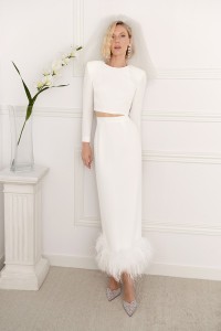 Top corto crepe blanco para invitada boda