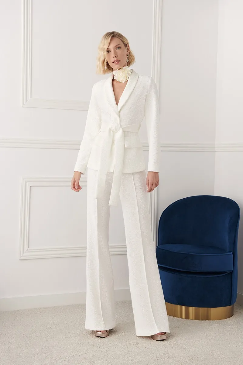 Traje chaqueta y pantalón brocado blanco Robin