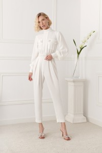 Mono crepe blanco joya cuello subido