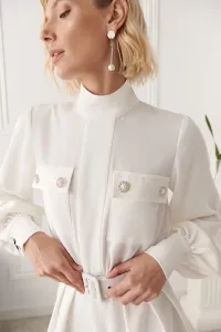 Mono crepe blanco joya cuello subido
