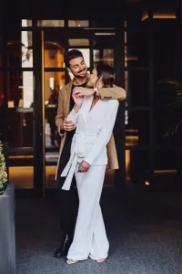 Traje chaqueta y pantalon de lentejuelas blanco para fiesta