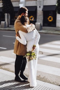 Traje chaqueta y pantalon de lentejuelas blanco para fiesta