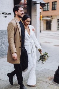 Traje chaqueta y pantalon de lentejuelas blanco para fiesta