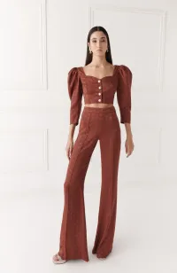 Pantalón Palazzo con jacquard fluido marron para invitada boda