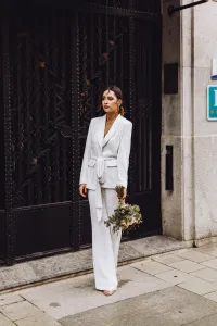 Traje chaqueta y pantalon de lentejuelas blanco para fiesta