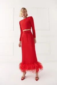 Falda recta falde plumas en crepe rojo
