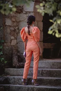 Mono brocado coral escote corazón Zoe