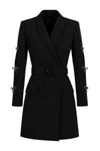 Vestido esmoquin en crepe negro con lazos joya