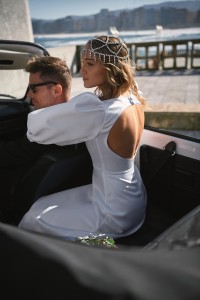 Vestido largo satén blanco y manga abullonada Ivette