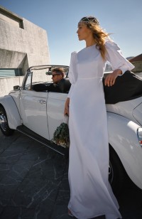 Vestido largo satén blanco y manga abullonada Ivette