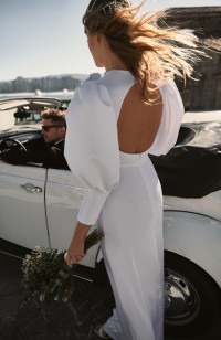 Vestido largo satén blanco y manga abullonada Ivette