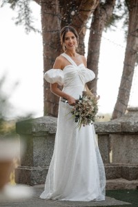 Vestido largo blanco de tul y plumetti sobre crepe blanco Céline