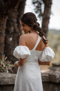 Vestido largo blanco de tul y plumetti sobre crepe blanco Céline