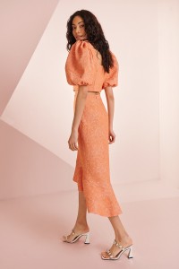 Top joya manga abullonada brocado coral Mila
