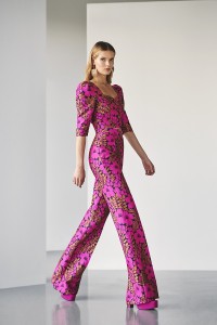 Conjunto de pantalon  y top brocado flores rosa fucsia para